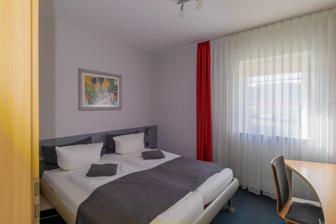 Business Vital Hotel Am Rennsteig Зуль Экстерьер фото