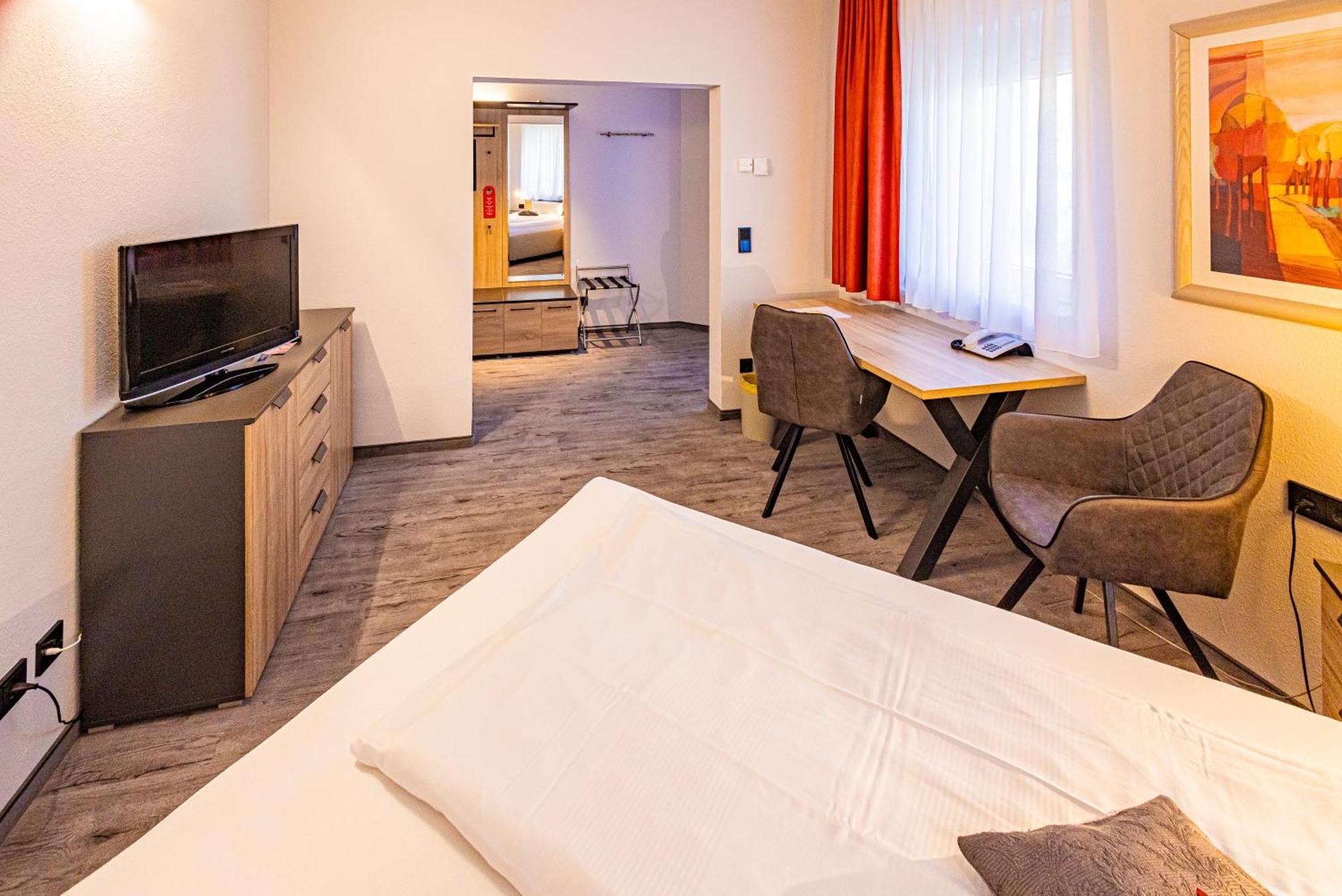 Business Vital Hotel Am Rennsteig Зуль Экстерьер фото