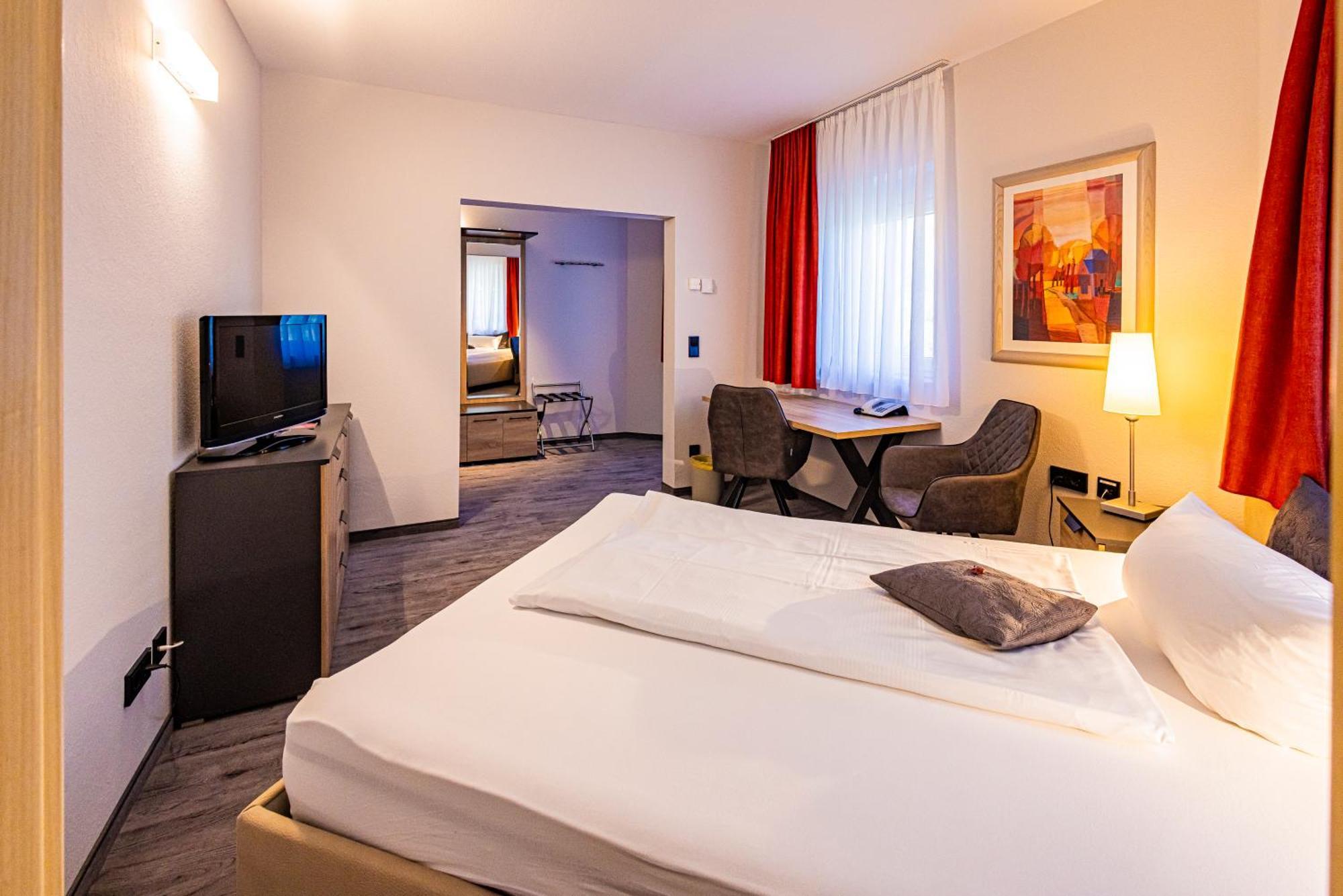 Business Vital Hotel Am Rennsteig Зуль Экстерьер фото