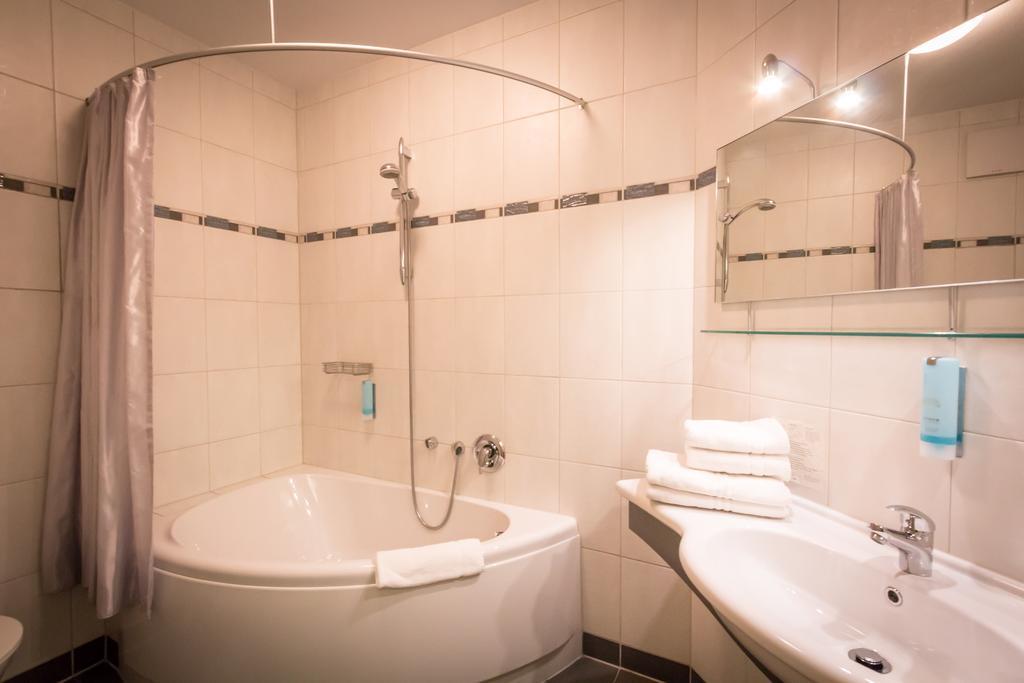 Business Vital Hotel Am Rennsteig Зуль Номер фото